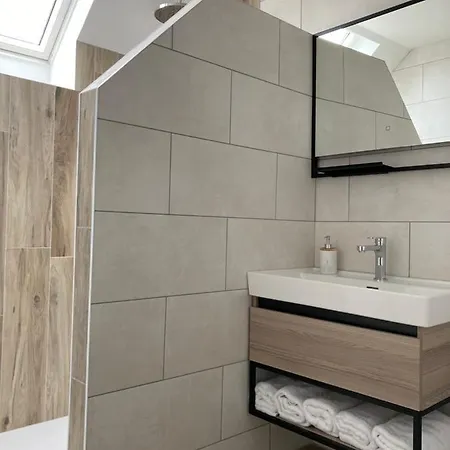 De La Vigneronne * Châtillon-sur-Marne